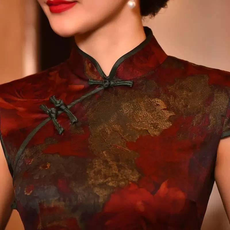 旗袍中的極品旗袍:香云紗旗袍-