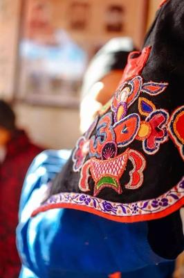 傳承嶺南地區(qū)傳統(tǒng)紡織染整技藝的精髓--河源墩頭藍